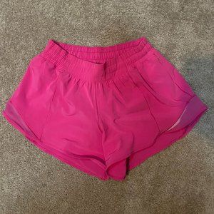 lululemon hotty hot hot pink shorts 4" inseam